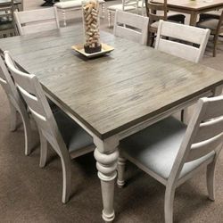 Heartland 5 Pcs Dinings Tables Sets Tables and 4 Chairs 
