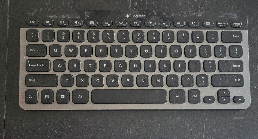 Logitech Bluetooth Illuminated Keyboard 
