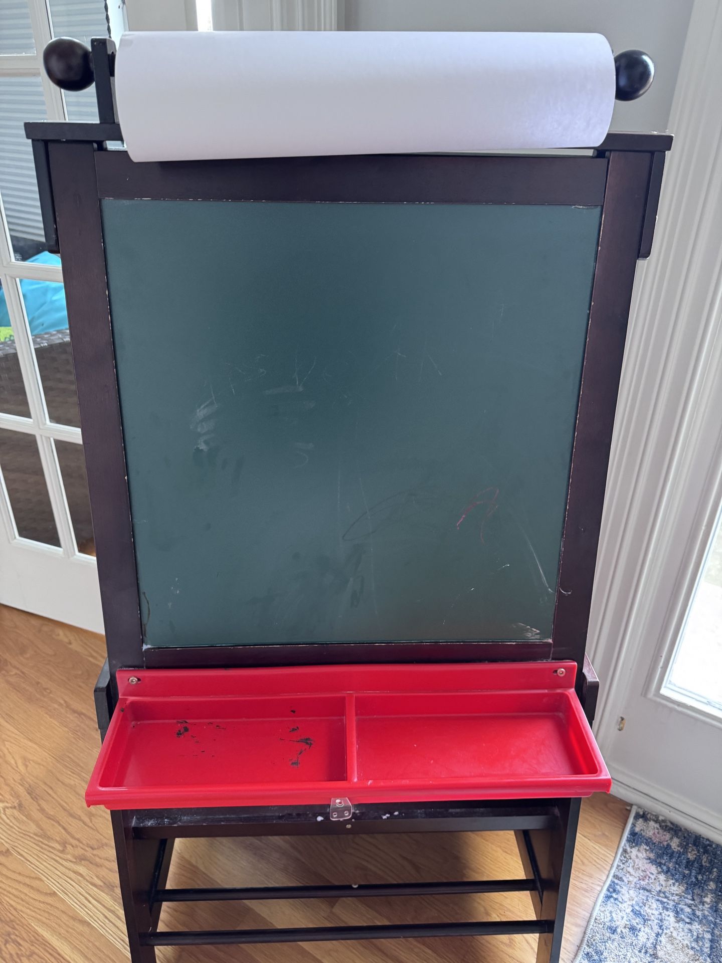 Drawing Easel With Chalkboard