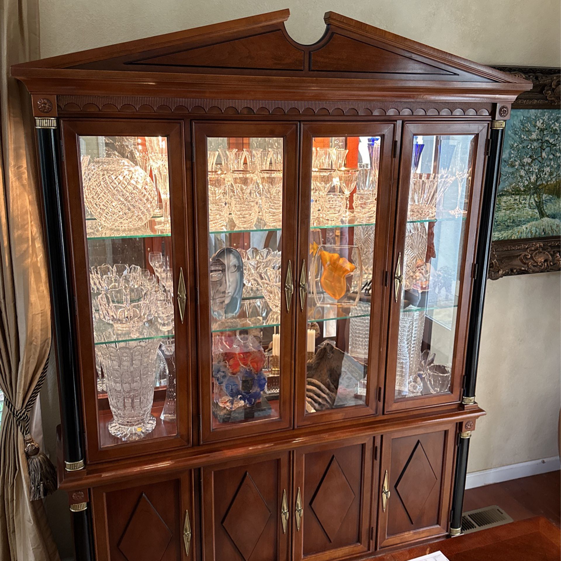Stanley wood Fine China Cabinet 