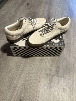 Vans Men's Old Skool Suede Skate Shoes