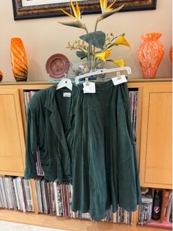 PRICE DROP: VTG. 80s NW/OT,KEZIA FASHIONS, lined, FOREST GREEN LAMBSKIN SUEDE, 6