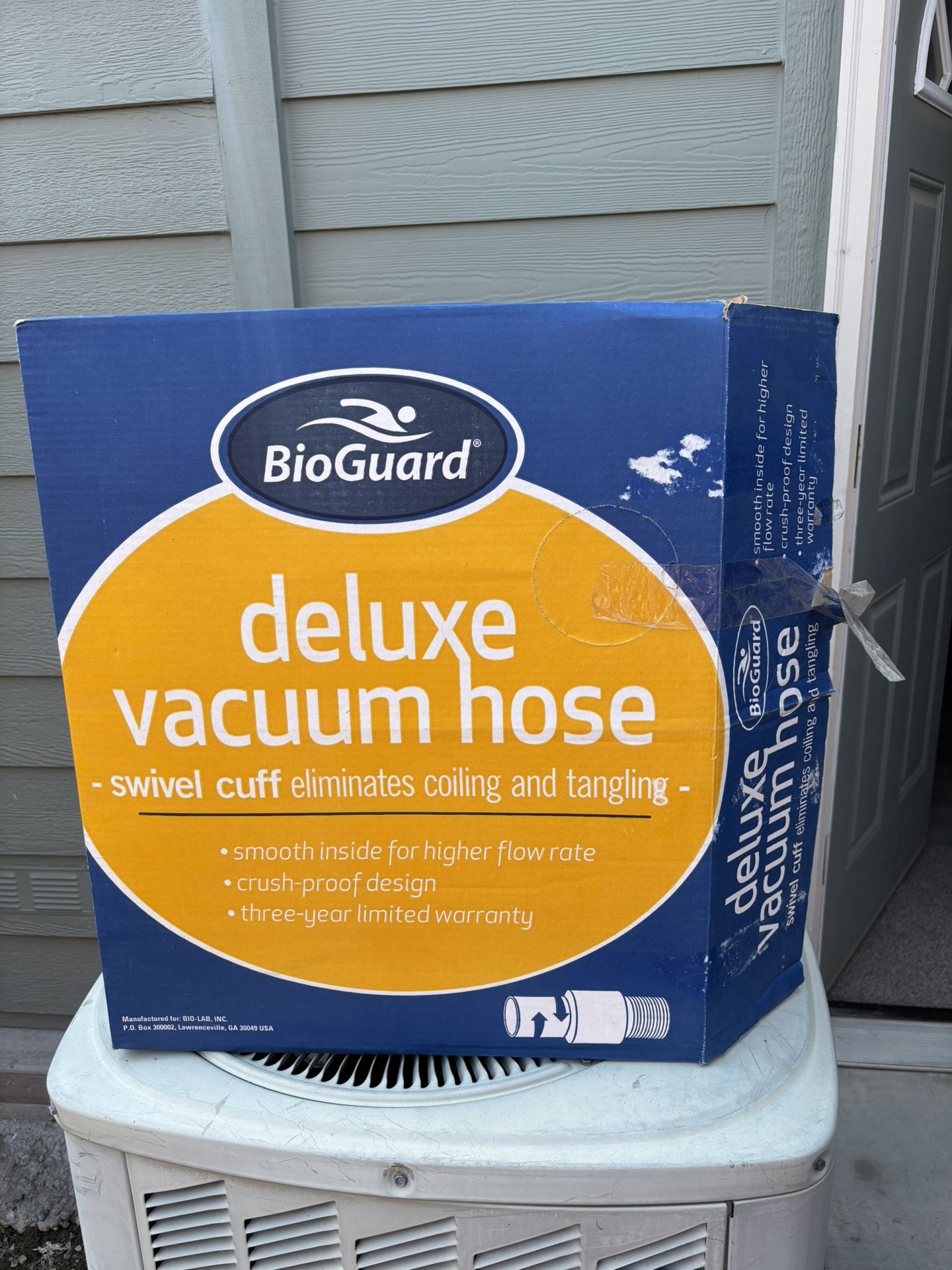 Swimming pool vacuum hose