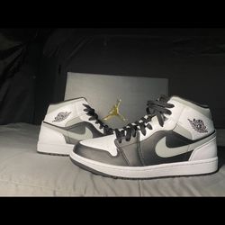 Jordan 1 Mid White Shadow  Size 11 Men’s 