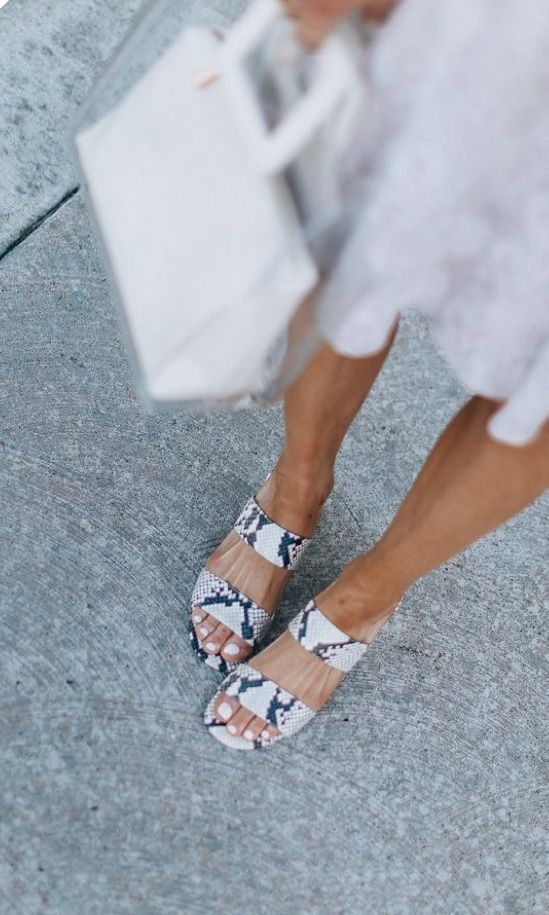 Women’s Sandals 