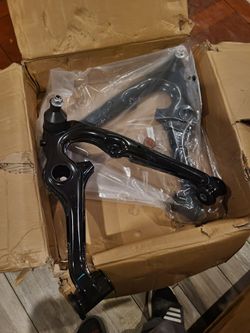 2014-----2020 GMC Sierra, Yukon / Chevy Silverado, Tahoe/cadillac Escalade lower control arms
