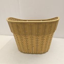 Durable Plastic Bicycle Handlebar Basket – Lightweight Front Bike Storage Carrier – Weather-Resistant Commuter Basket