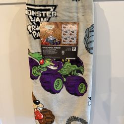 Truckin’ Pals Monster Jam Blanket