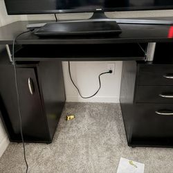 Computer table with drawers n key board tray