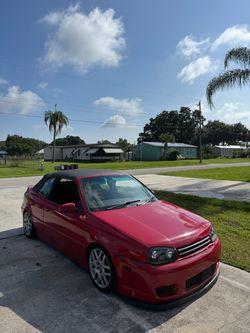 2001 Volkswagen Cabrio • GLX convertible 2D