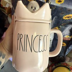RAE DUNN PRINCESS MUG