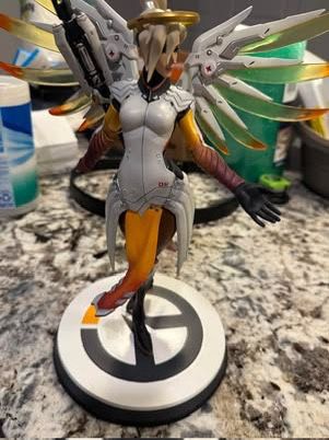 Overwatch Mercy Figured(Damaged)