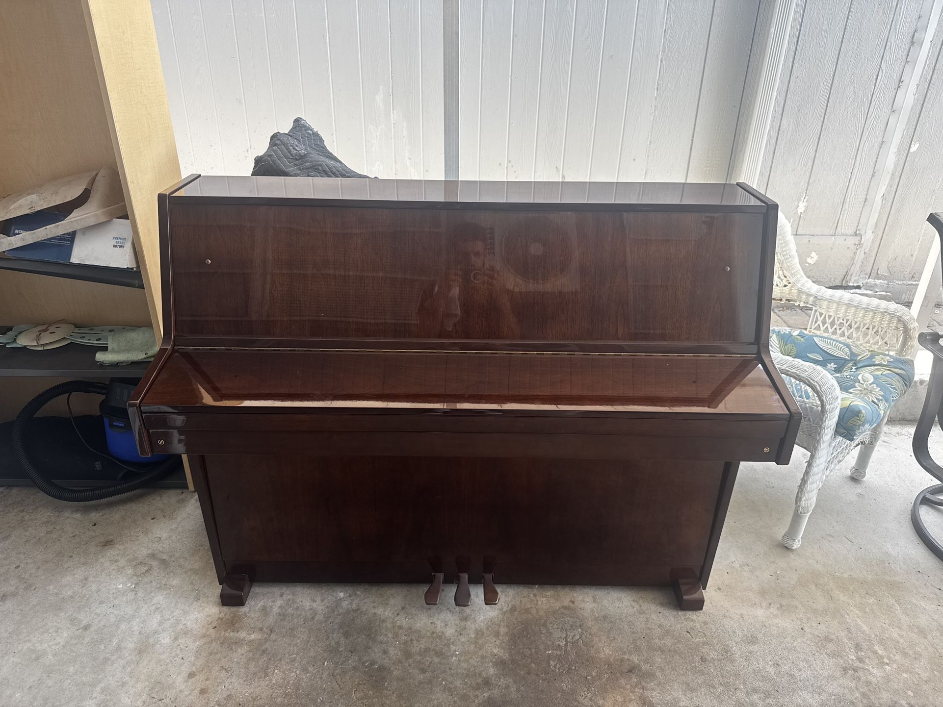 Young Chang Upright Piano