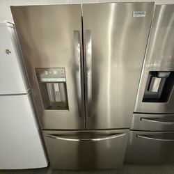 Frigidaire Refrigerator “36 ( Refrigeradores )