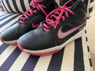 Children Girls size 4.5 Nike sneakers