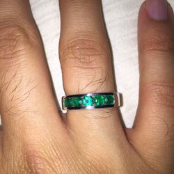 Natural Colombian Emeralds  Solid 18k White Gold Ring Wedding Band Men Women 