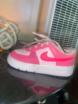 Air Force 1s toddler/child size 9c like new with box $50