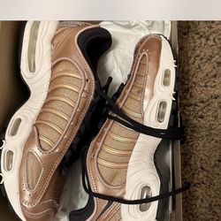 Women’s Nike Shoes