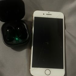 I Phone 8 And Ear Buds For Sale Cheap 