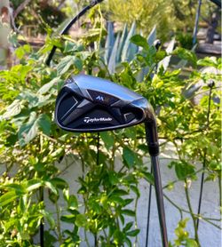 TaylorMade M2 Pitching Wedge