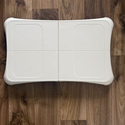 Nintendo Wii Balance Board - Tested, Works, New Batteries