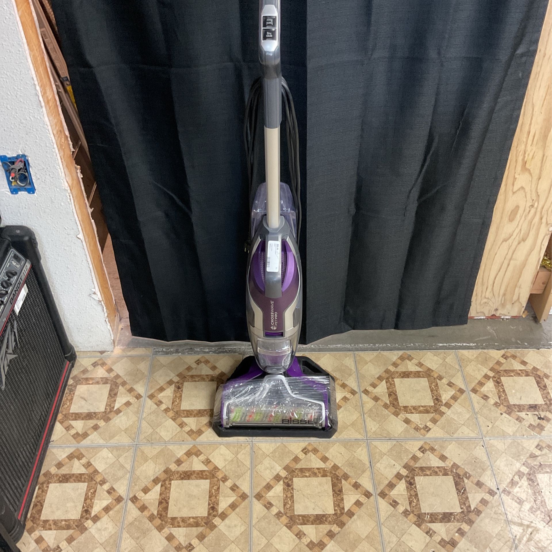 Bissell Cross Wave Pet Pro W/ Spare Roller