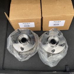 Wheel Hub Assembly With Sensor For 2009 Chevy HHR SS