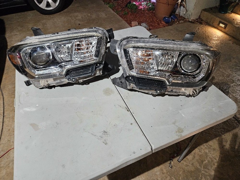 OEM 2019 Toyota Tacoma Headlights