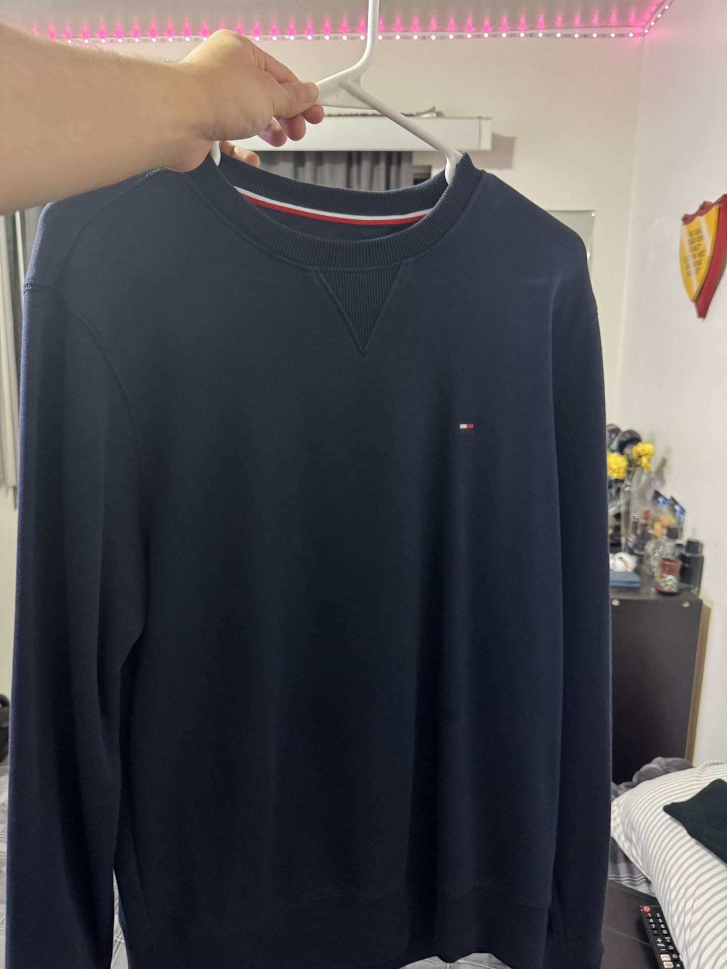 Tommy Hilfiger sweater