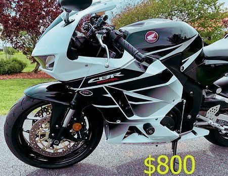 Photo Very Good Condition2015 Honda CBR 600RR Sport $800 