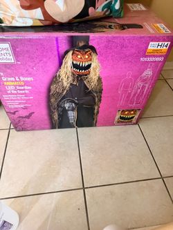 GIANTS ANIMATRONICS/ Halloween decoration