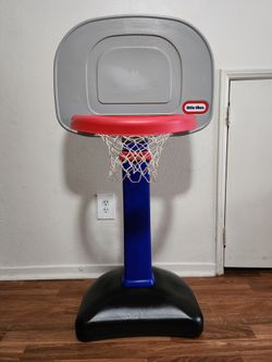 Little Tikes TotSports Easy Score Adjustable Basketball Hoop