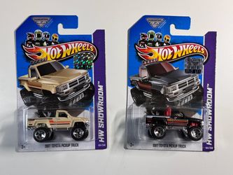 Hot Wheels 1987 Toyota Pickup Truck 2013 Factory Sealed Set x2