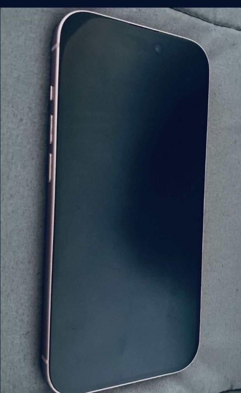 iPhone 15