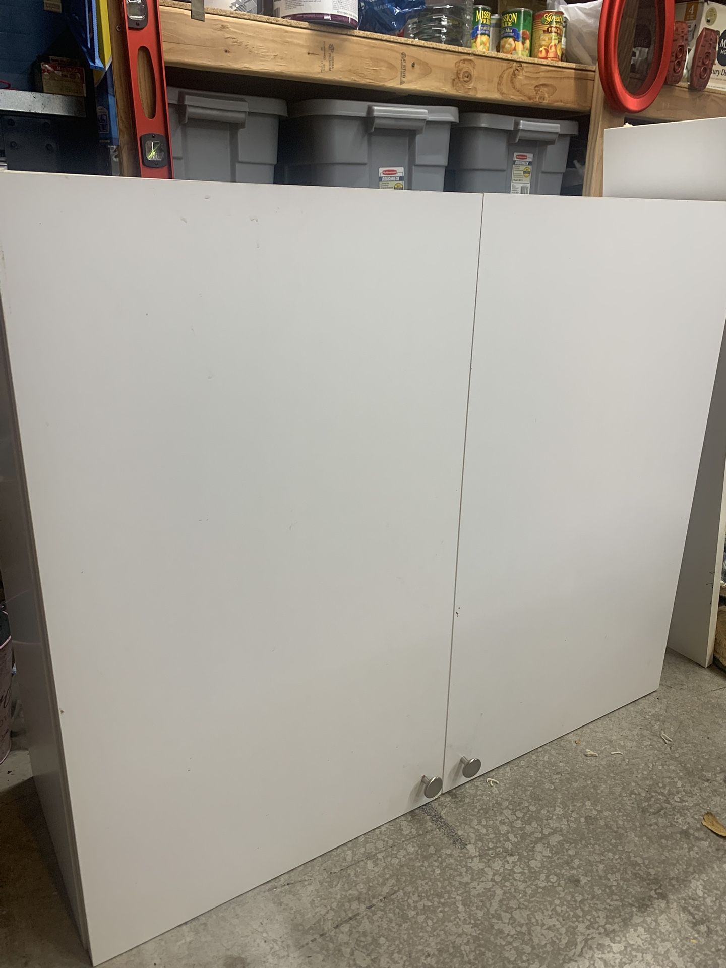 Wall mount cabinet