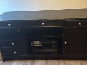 Living Spaces Office Desk