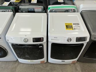 MAYTAG 4.8 cu. ft. Washer w/Steam & Fresh Hold; 7.4 cu. ft. Vented Electric Dryer w/Pet Pro