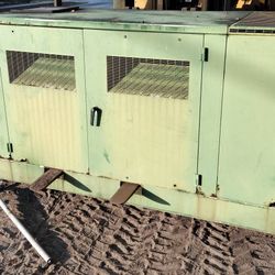 Only 66hrs Coleman 25KW Propane / Natural Gas.- Standby Electric Generator