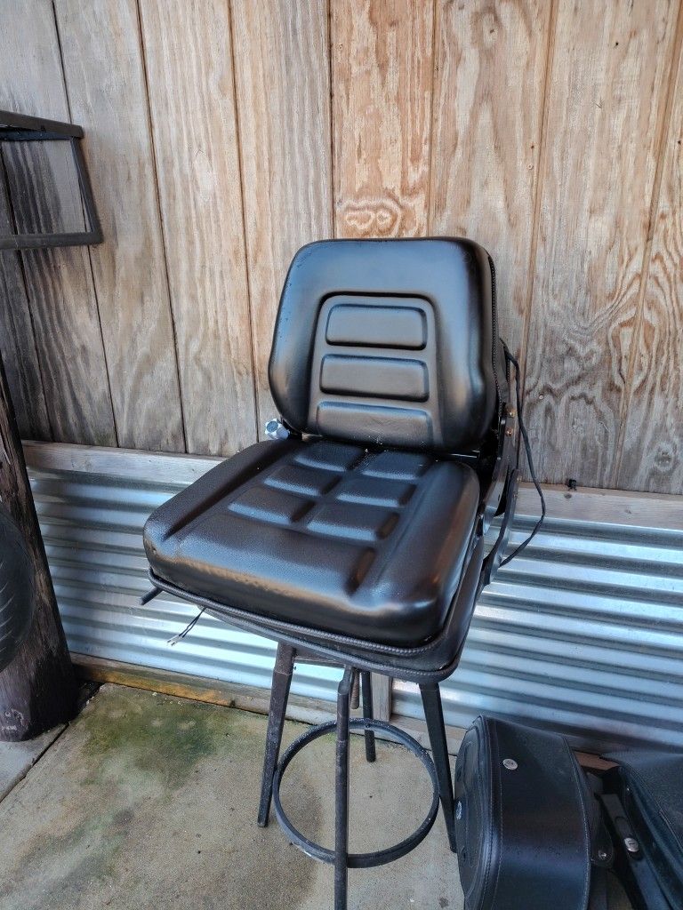 Tractor Seat Heated