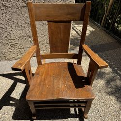 Solid wood rocking chair