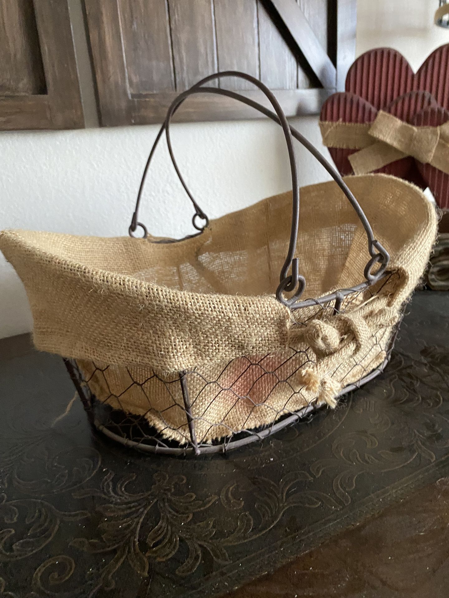 Lined Wire Basket W/Handle
