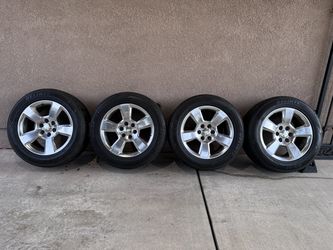 GM OEM 20” Wheels & 275/55R20 Tires
