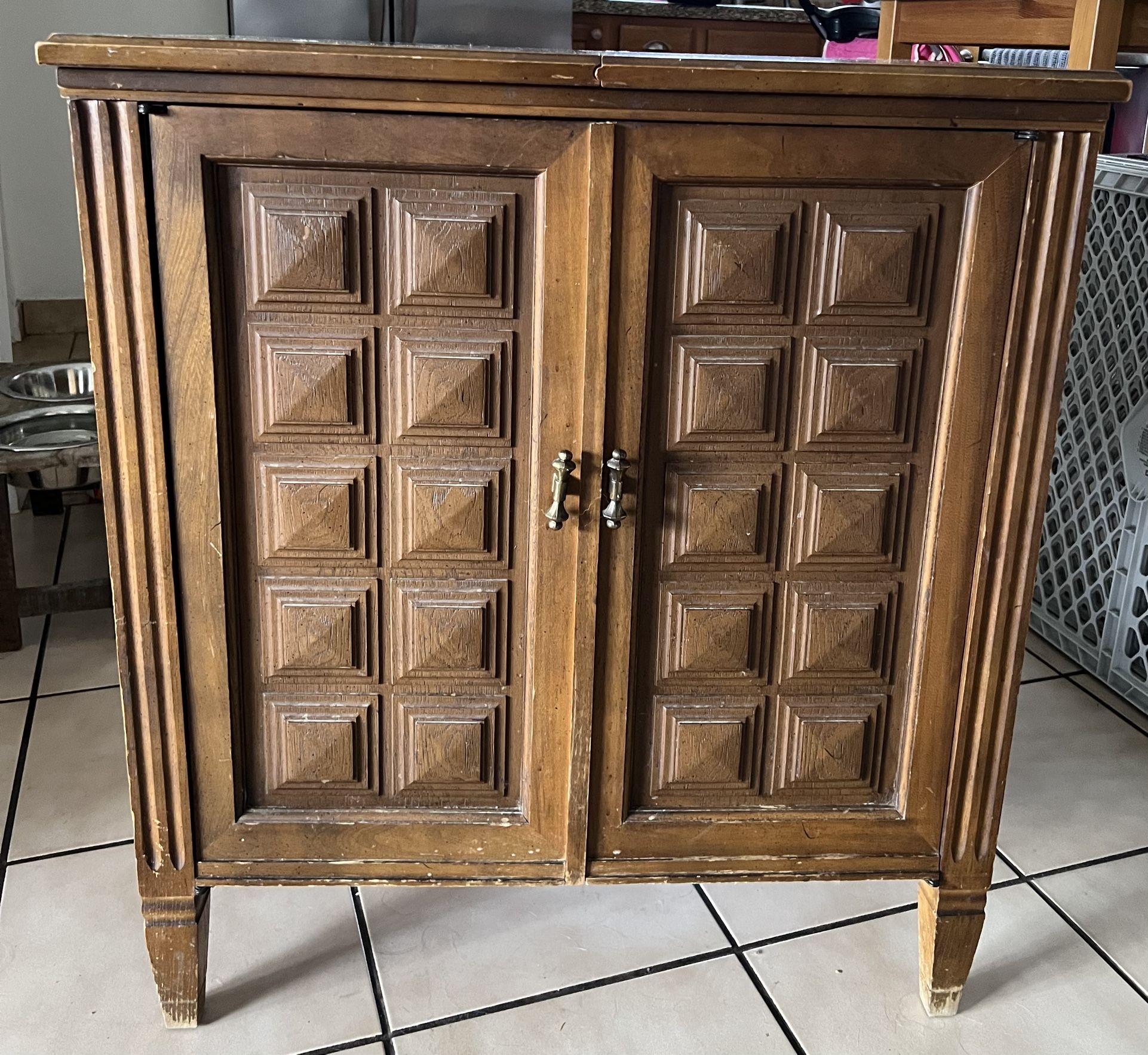 Wood Cabinet Vintage 1969 Singer Sewing Machine