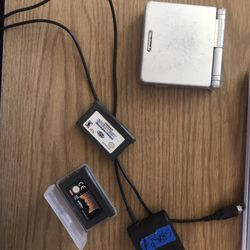 Game Boy SP w/charger, Doom, Midways Greatest Arcade Hits