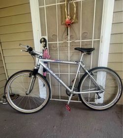 Giant ATX 890 World Cup XC Mountain Bike