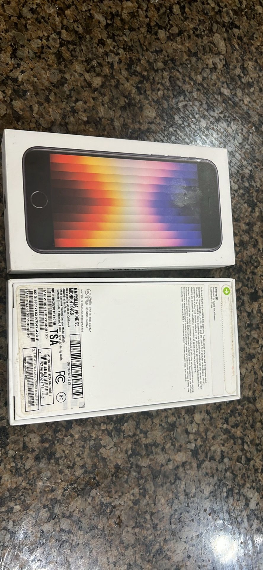 Brand New Newest SE 3 64 Gb Boost And Atnt