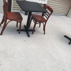 DINNER TABLE WITH 2 CHAIRS 