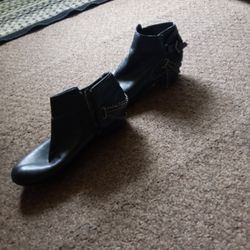 Womans Boots Good Condition Size 10s $8.00