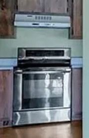 Stove and refrigerator