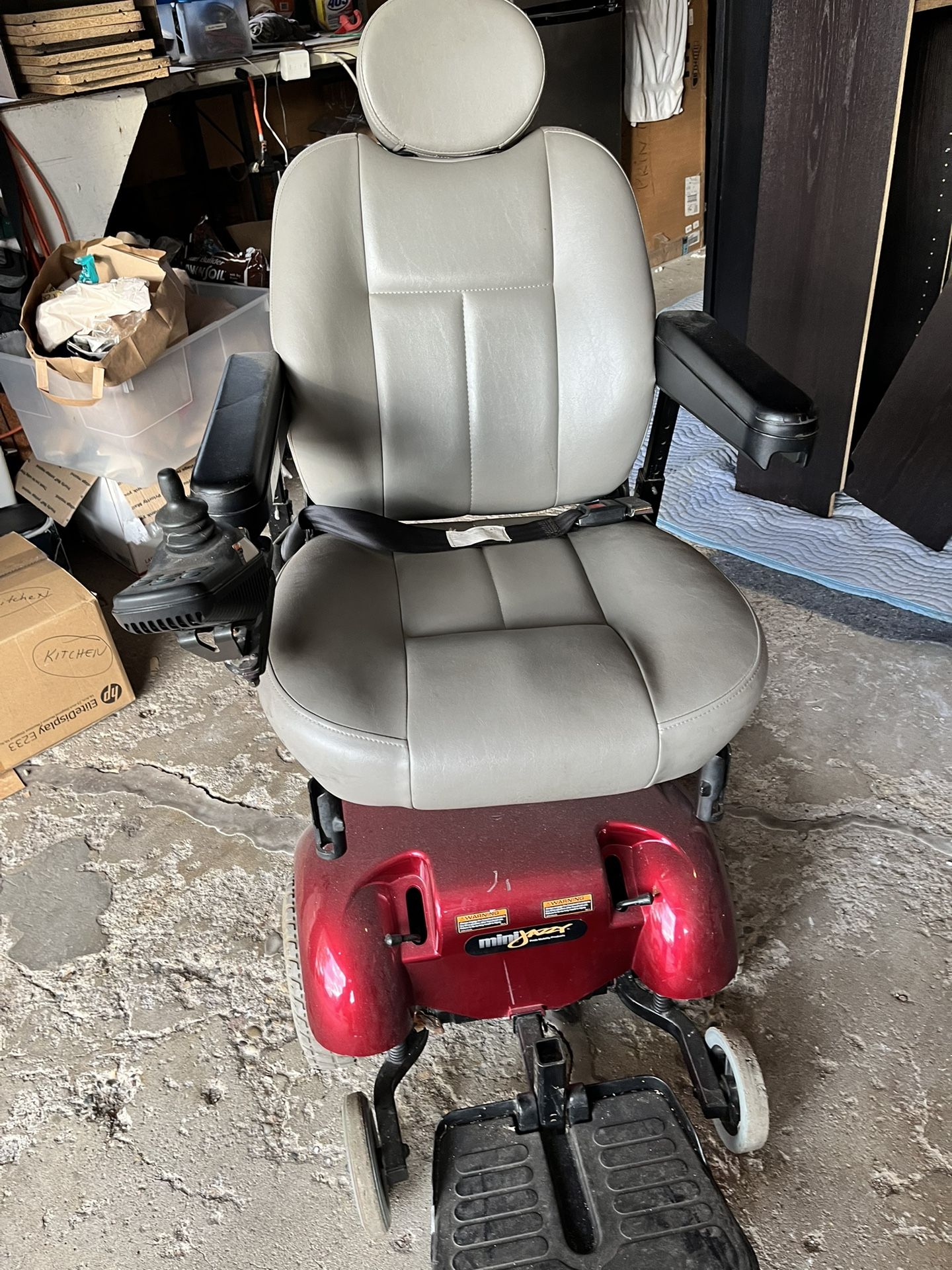 Mini-Jazzy Scooter / Electric Wheelchair 